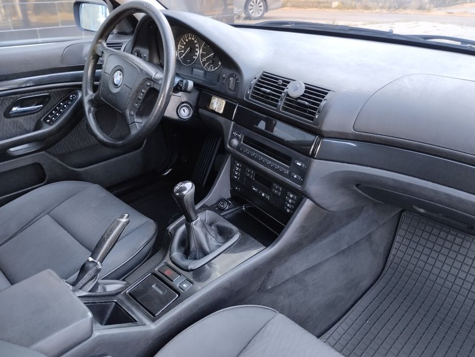 Свіжа БМВ Е39 2.0tdi 2001рік стан супер