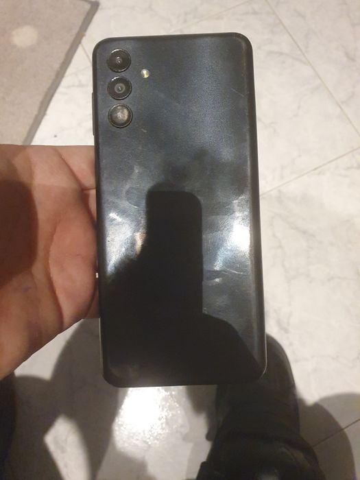 Samsung s04 em bom estado com ecrã partido