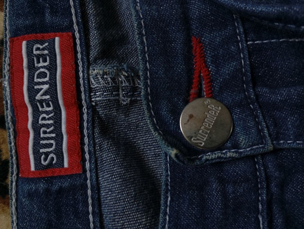 Surrender jeans sk8 y2k