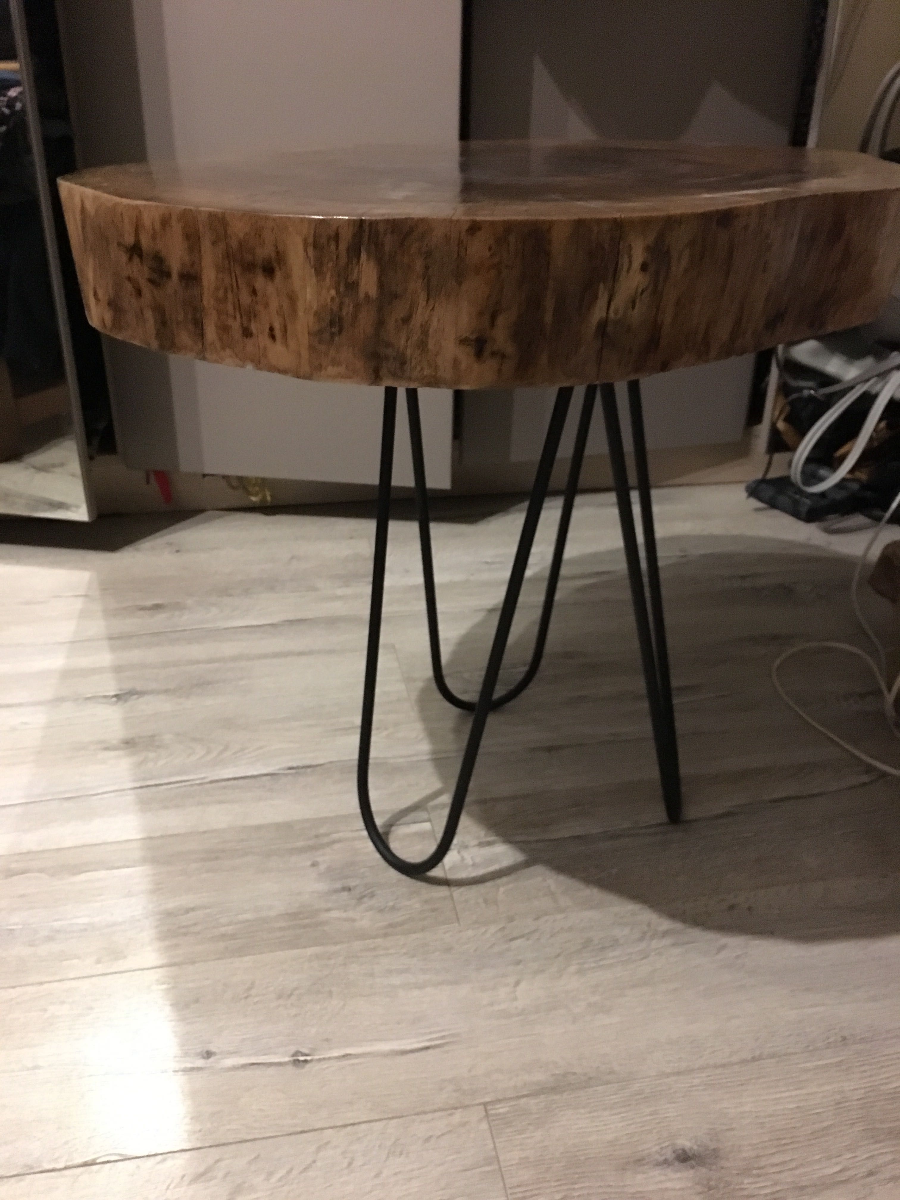 Stolik plaster drzewa