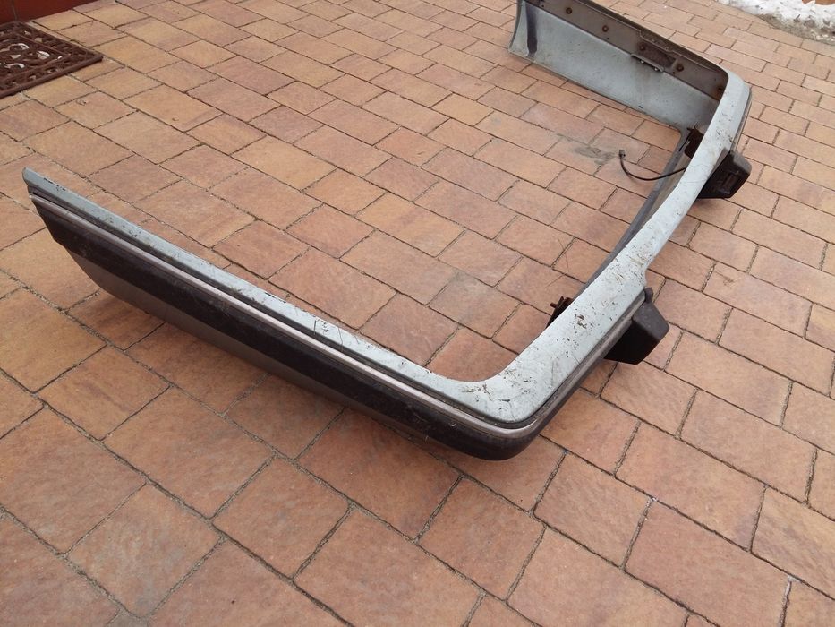 Opel monza 82 86 zderzak tył z belką GM