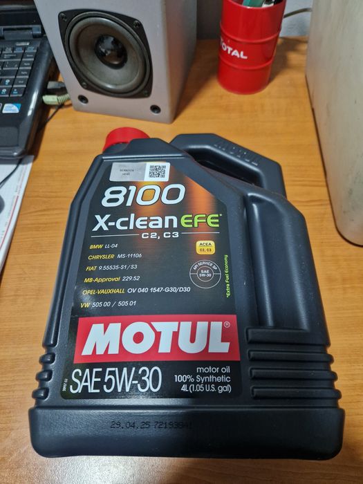 Олива Motul 5w30 EFE.
