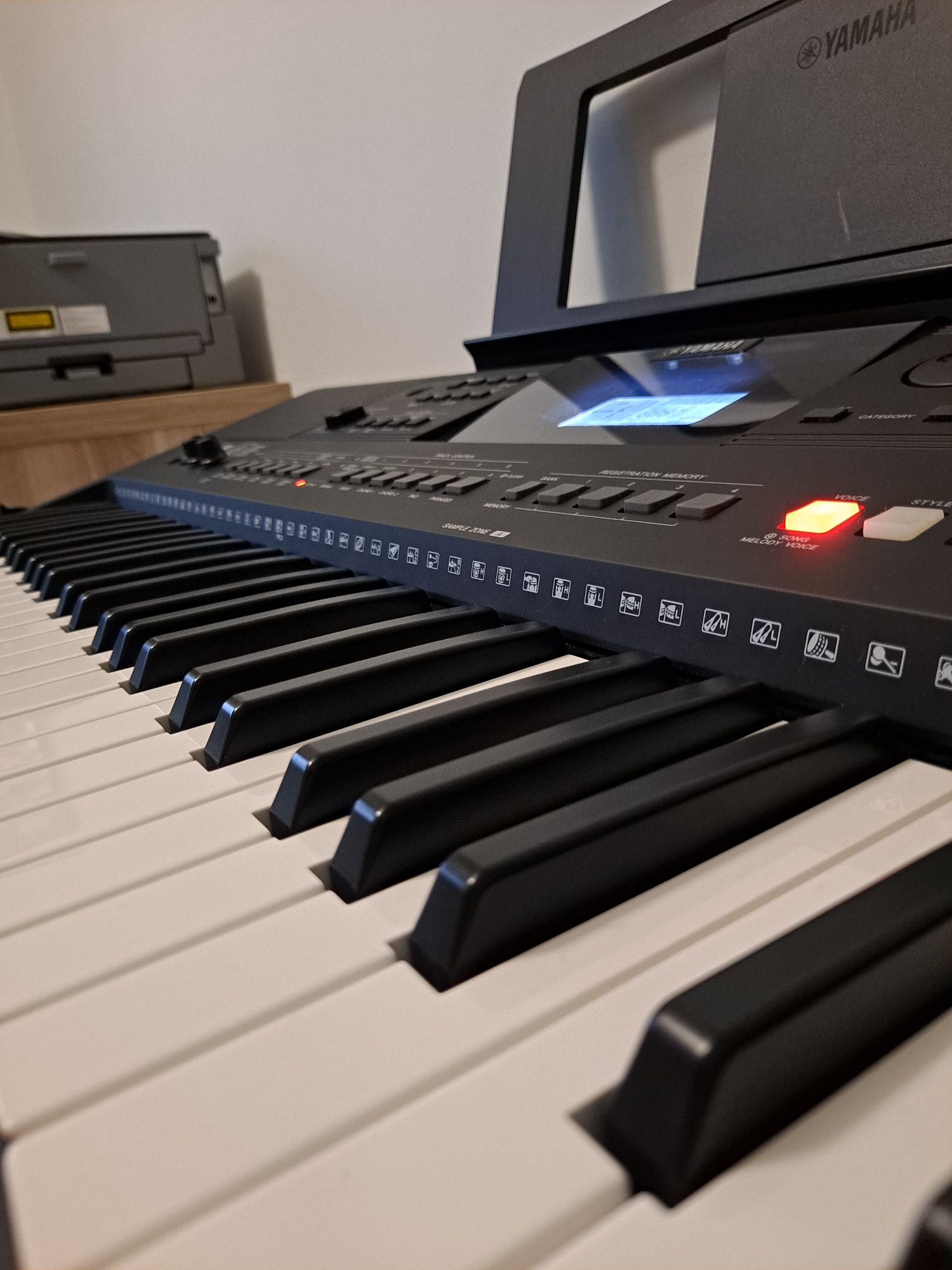 Keyboard Yamaha PSR-E 463