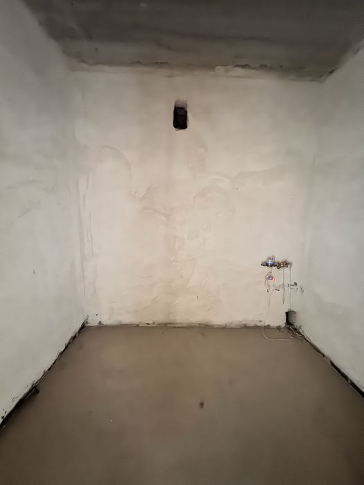 3 кімнатна квартира сира р-н Канада продаж