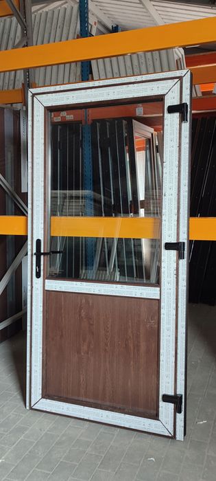 DRZWI Kacprzak 90x200 Drzwi ZEWNĘTRZNE PCV Sklepowe Orzech Prawe