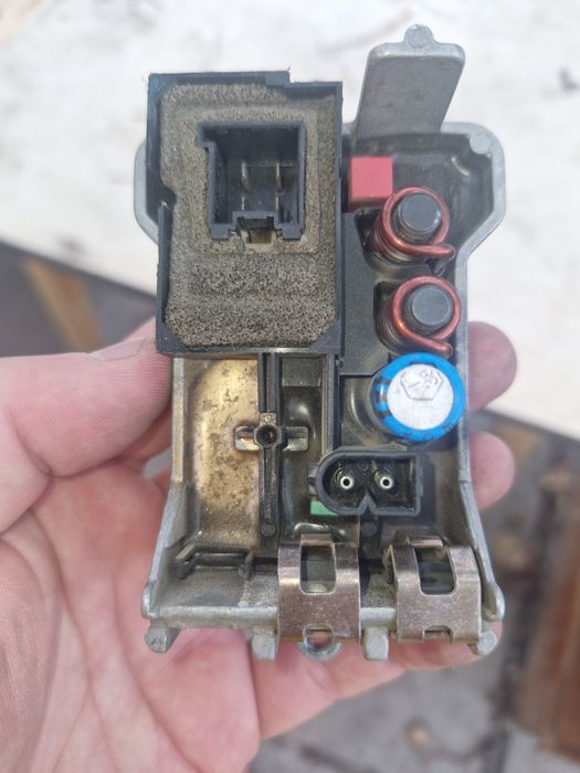 Резистор реле регулятор печки мерседес w220 w211 w203