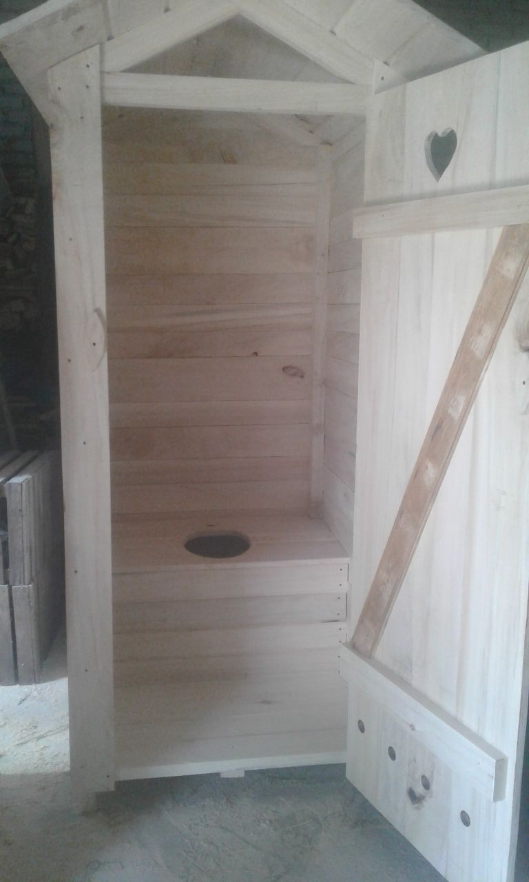 Wc drewniane kibelek
