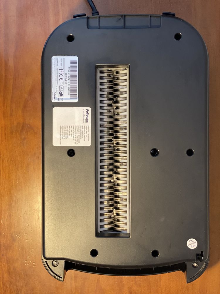 Fellowes 60CS - Destruidora de Documentos (Como Nova)
