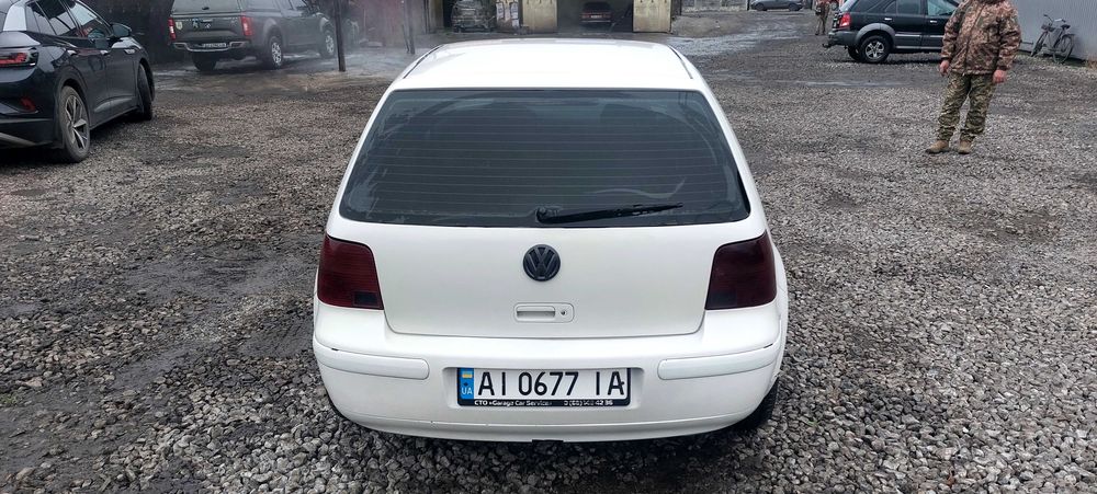 Volkswagen Golf 1.6