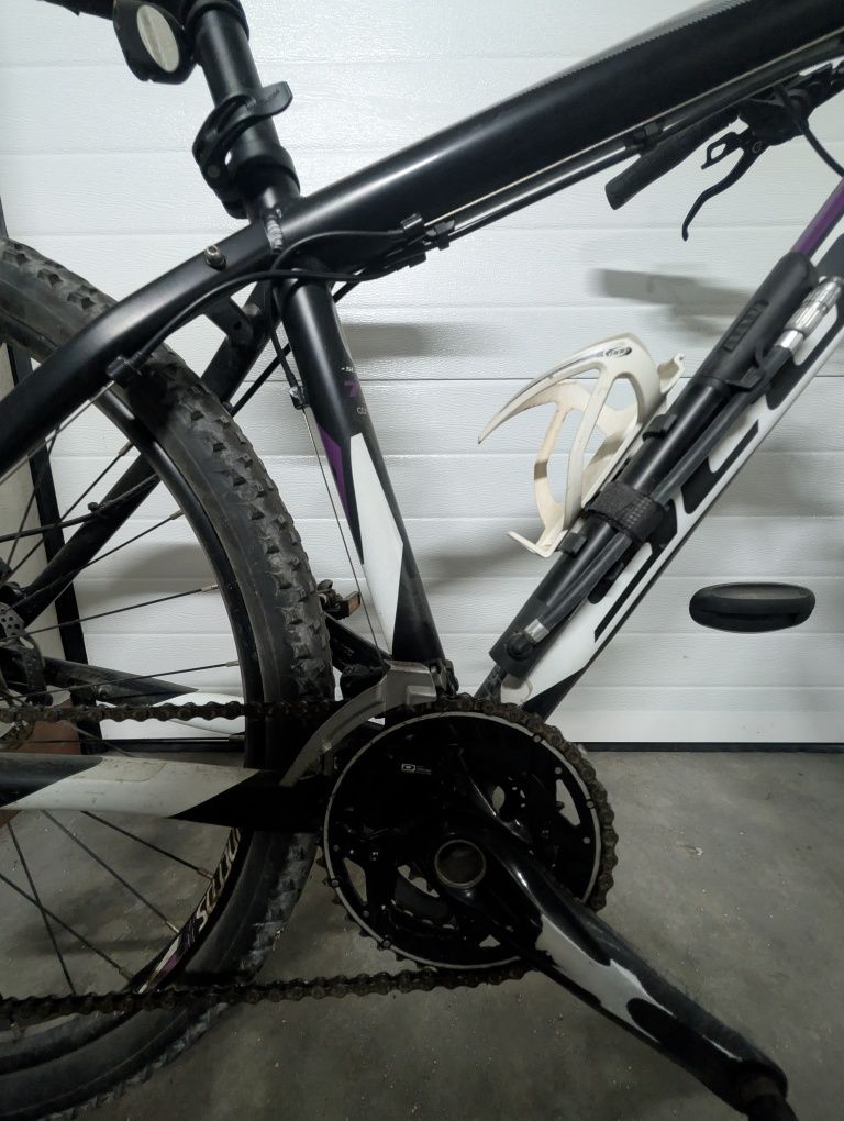 Bicicleta BTT Scott Scale 710 Contessa