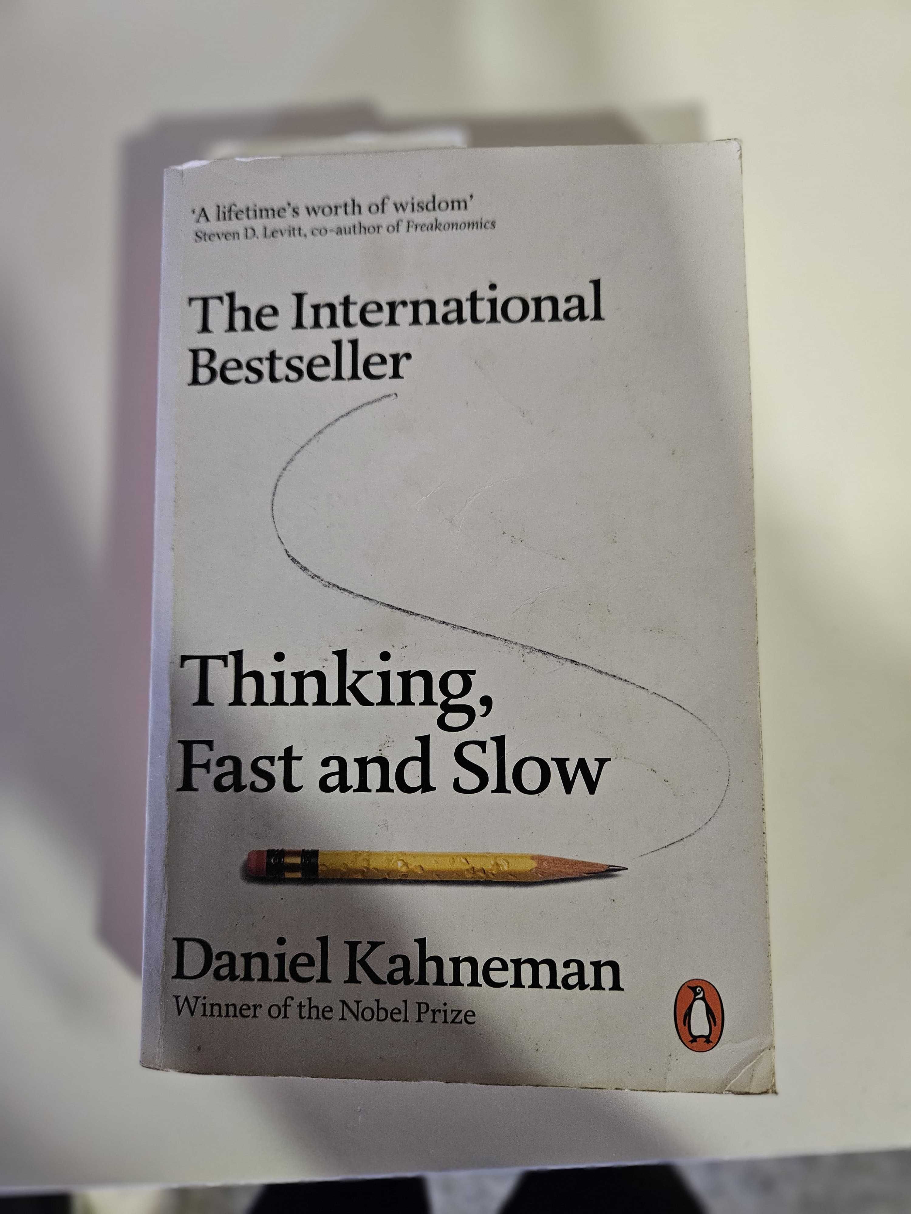 Thinking, Fast And Slow - Livro