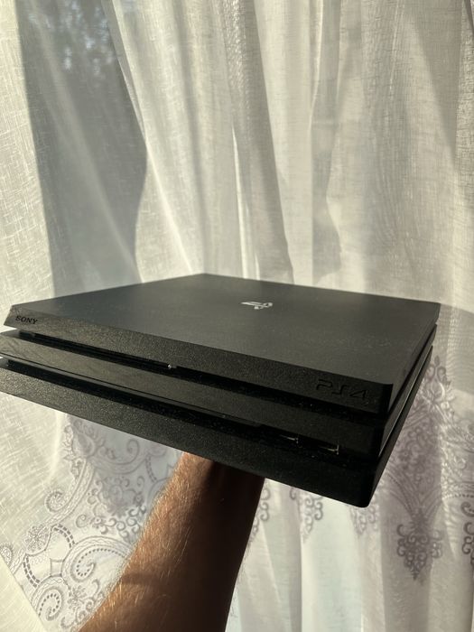 Ps4 pro 1trb приставка