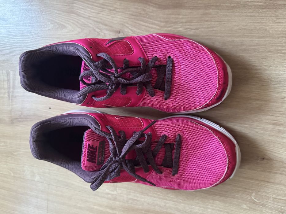 Nike Women's Lunarfly+4 rozmiar 39