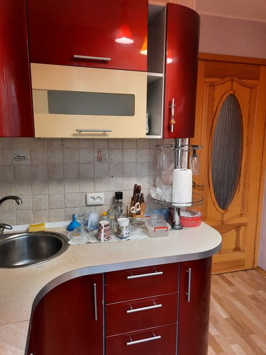 Сдам 2 к. кв. м. Студенческая - 2 мин. ул. Ак. Павлова, 134 б, ремонт.