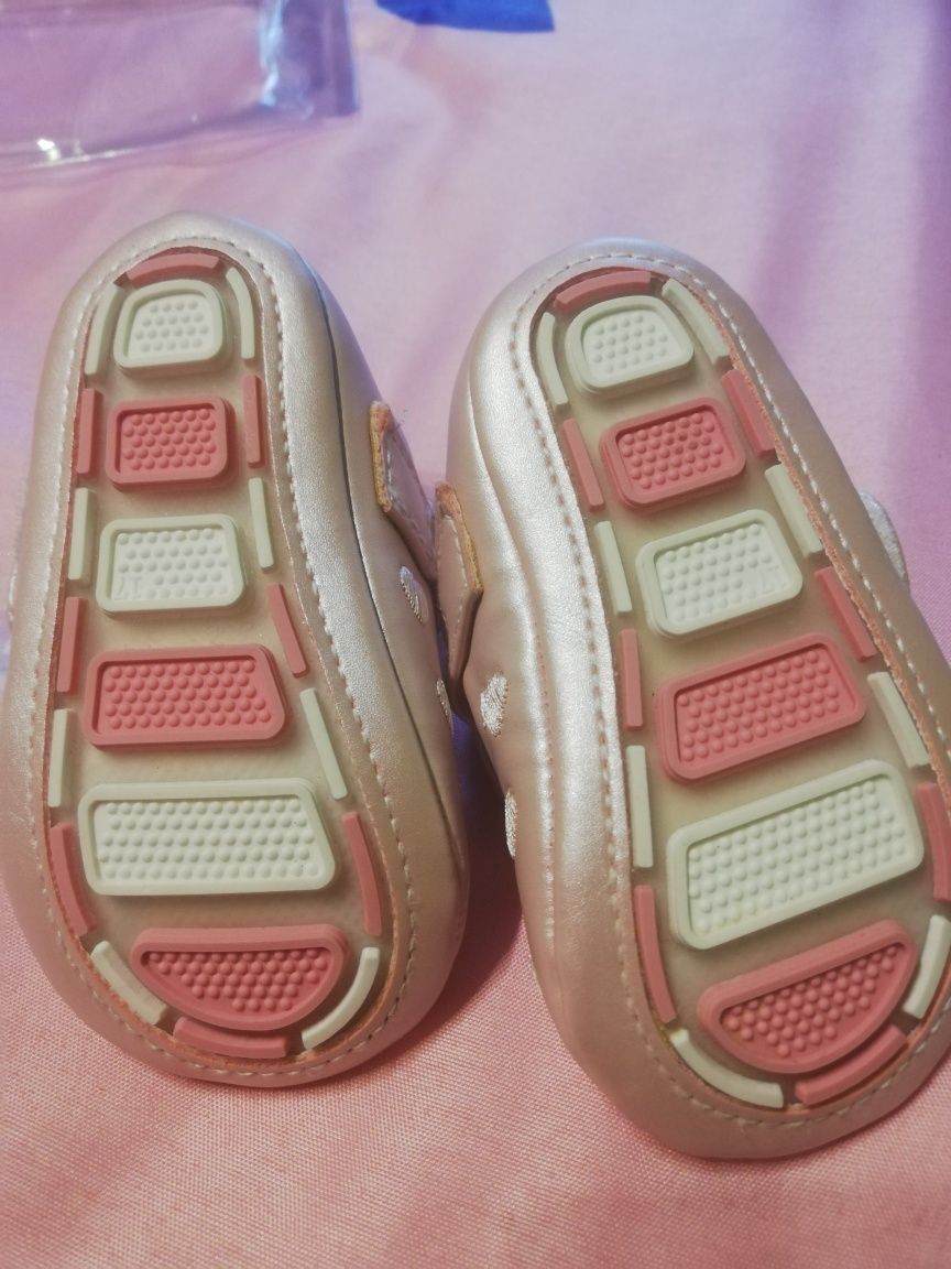 Buciki niemowlęce różowe sandały baletki rozmiar 17 ccc
