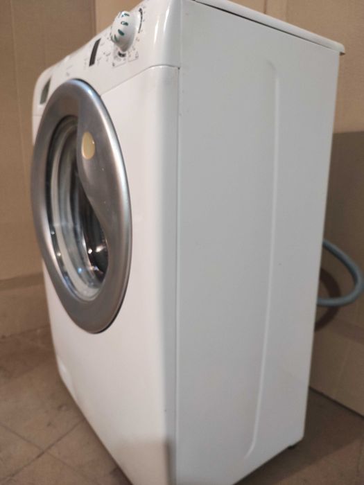 Продам пральну машину б/у  с гарантіей.