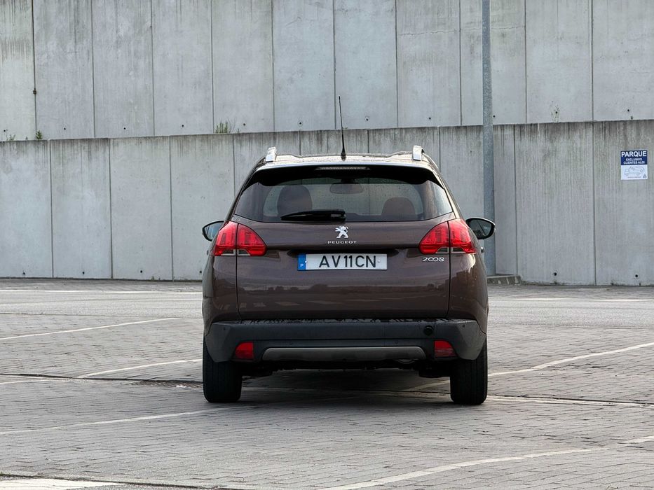 Peugeot 2008 1.2 VTi Allure (2014) – 120.000 km