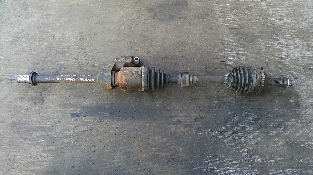 MAZDA 6 GG 2.0 16V PÓŁOŚ PRAWA AUTOMAT