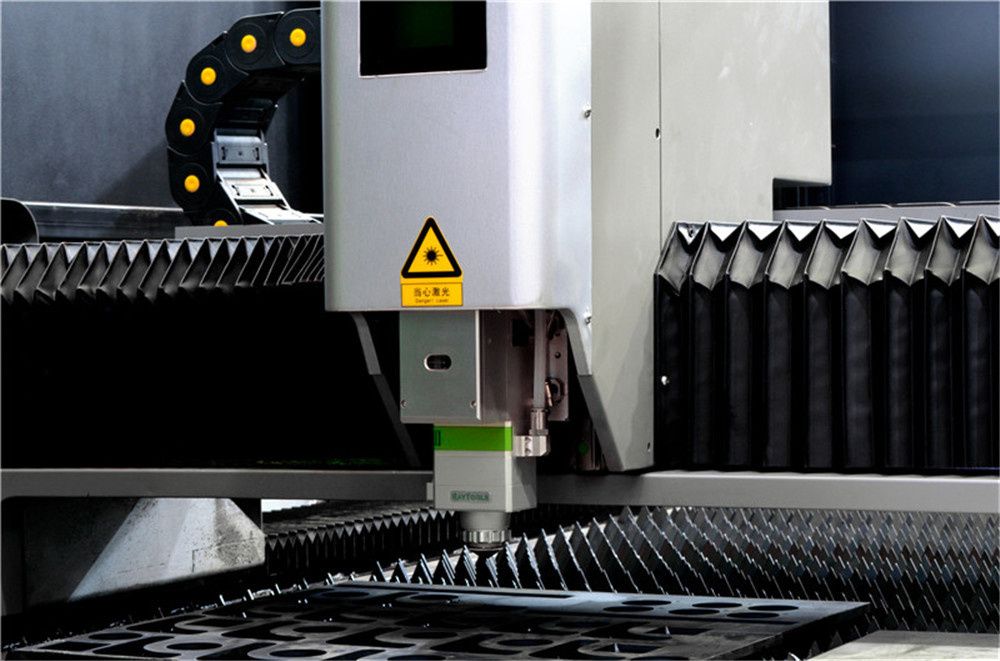 CORTE Metal Fiber Laser 3kw,4kW,6Kw IPG Corte Aço Inox,Ferro,Aluminio