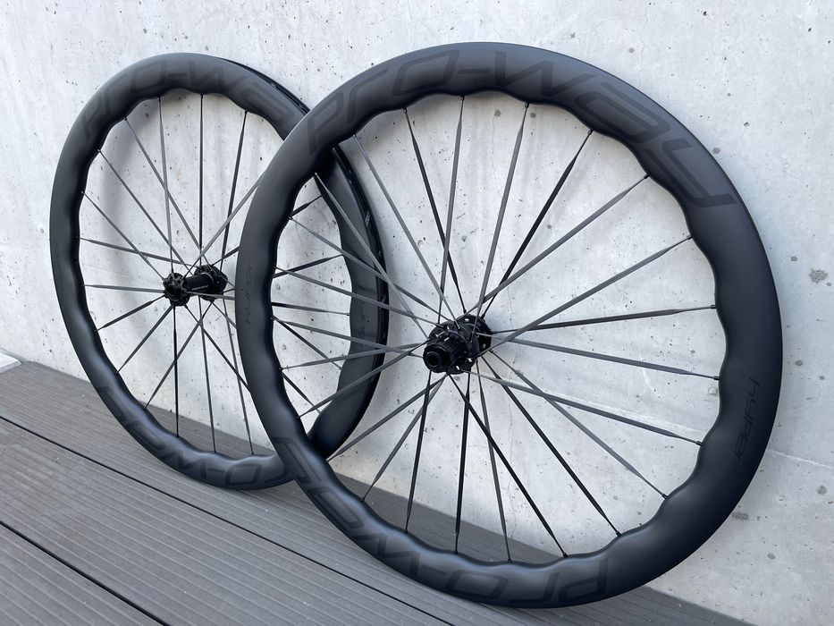 Koła karbonowe carbon szosowe PRO-WAY HYPER 50 1360g szprychy CARBON