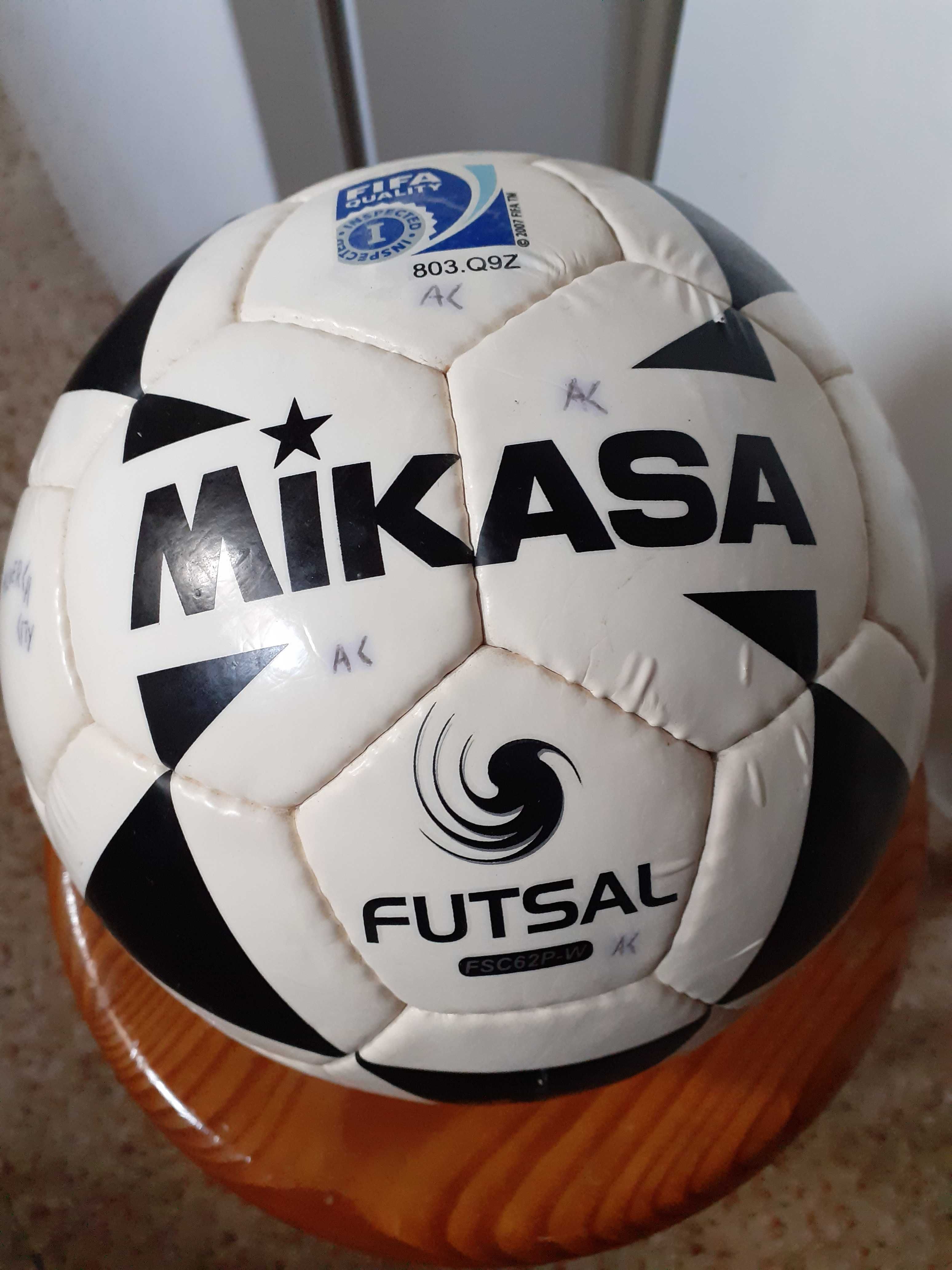 Bola de futsal oficial