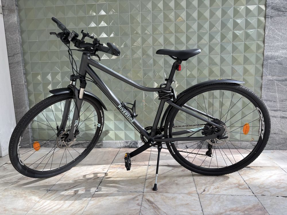 Bicicleta de Trekking Riverside 900 (cinza verde água) tamanho S