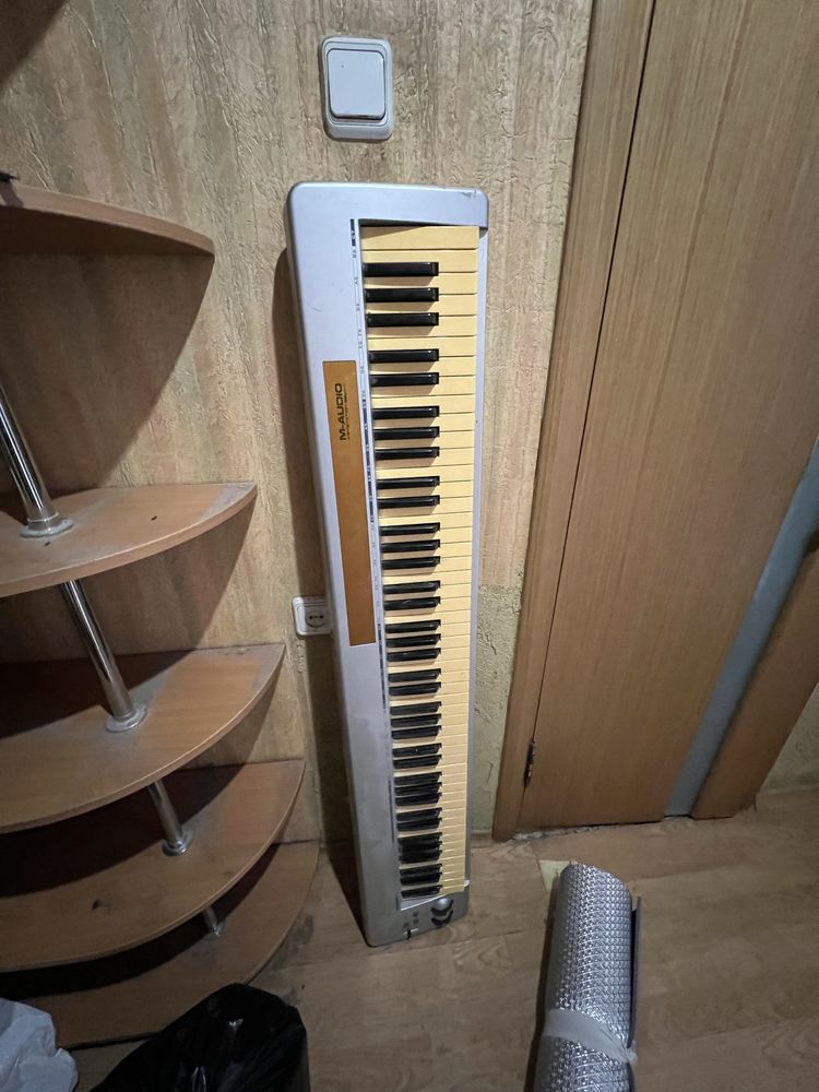 Клавіатура MIDI M-audio Keystation 88es