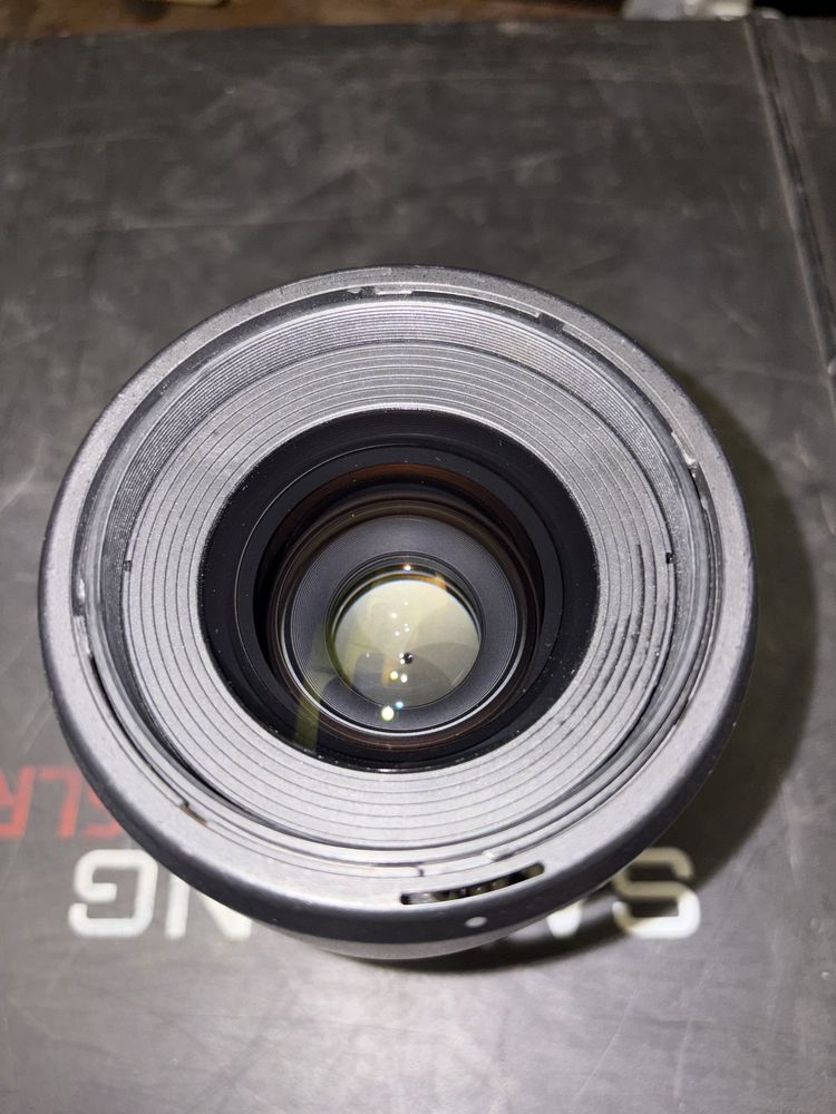 Samyang 35mm vdslr mocowanie canon swiatlo T1.5