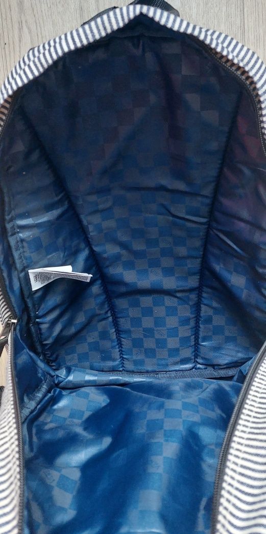 Рюкзак б/у городской Vans 16 L