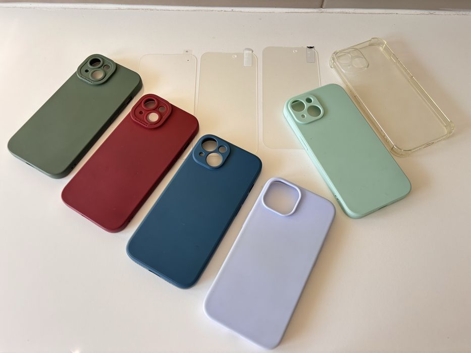 Lote de capas Iphone 15 + 3 protetores ecrã