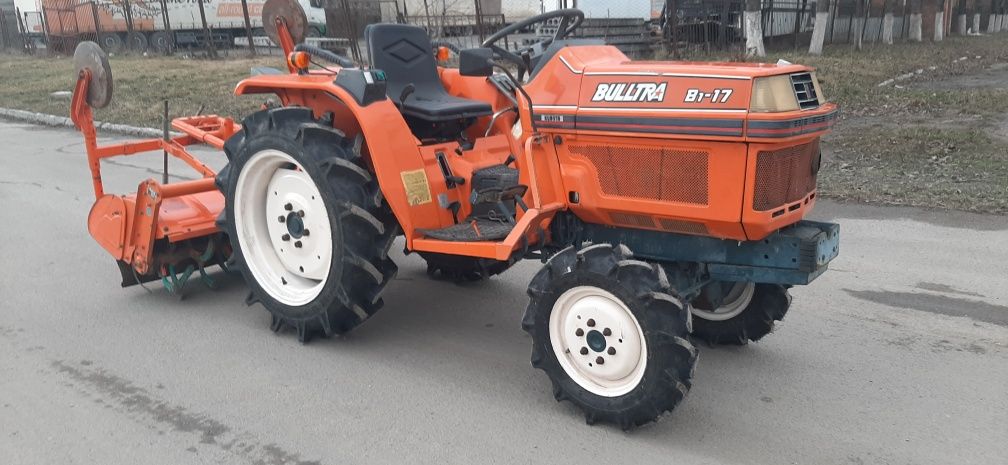 Kubota B1-17DT  Міні трактор 1995 рік 5950$