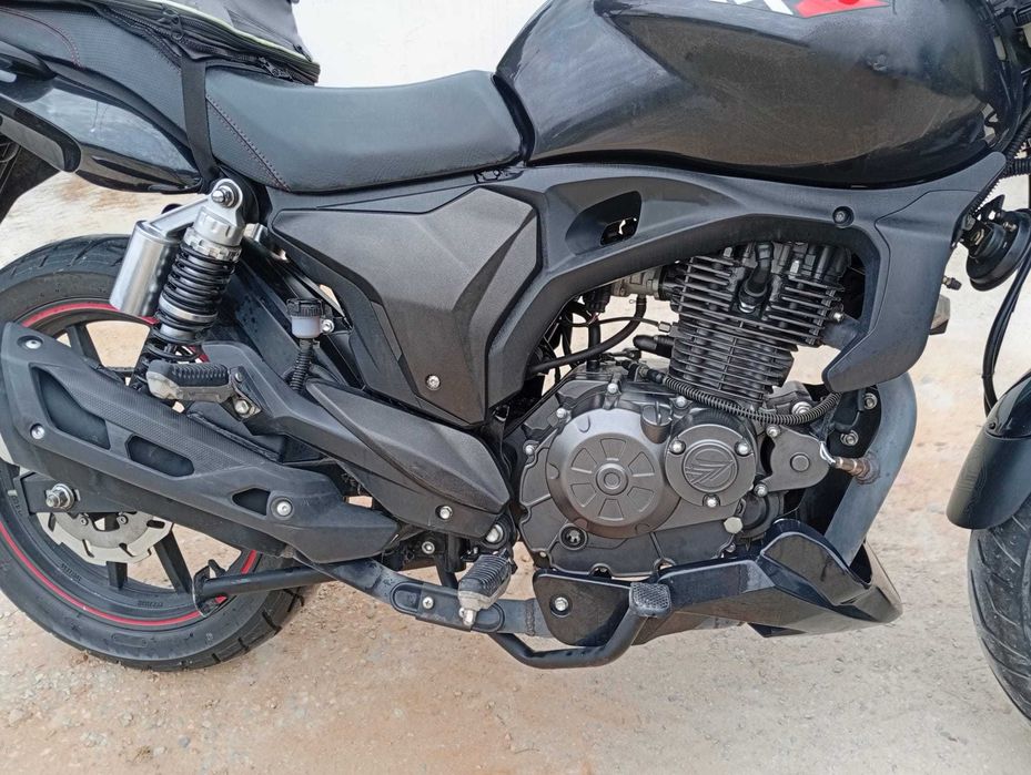 Keeway krv 125 : )