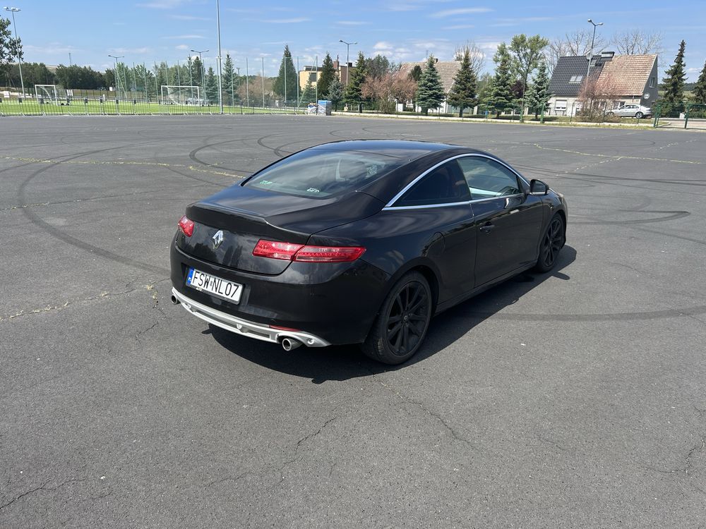 Renault Laguna III coupe