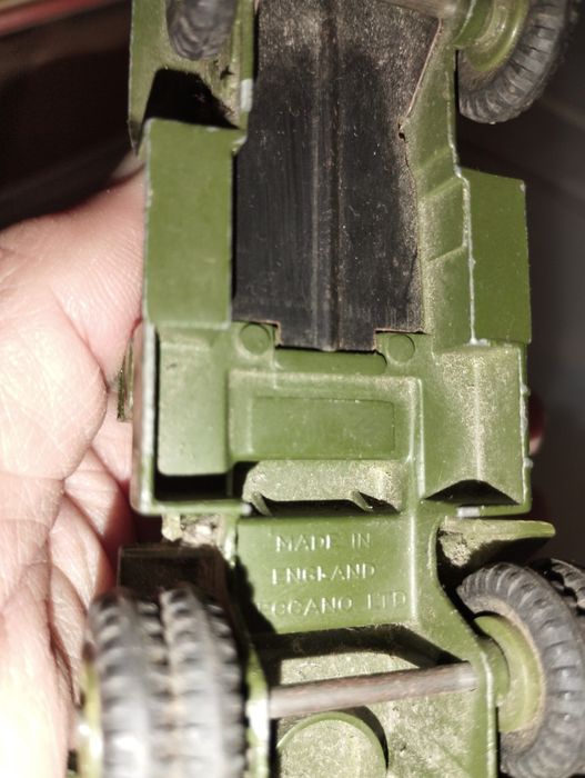 Lança Mísseis muito antigo dos anos 50, 60