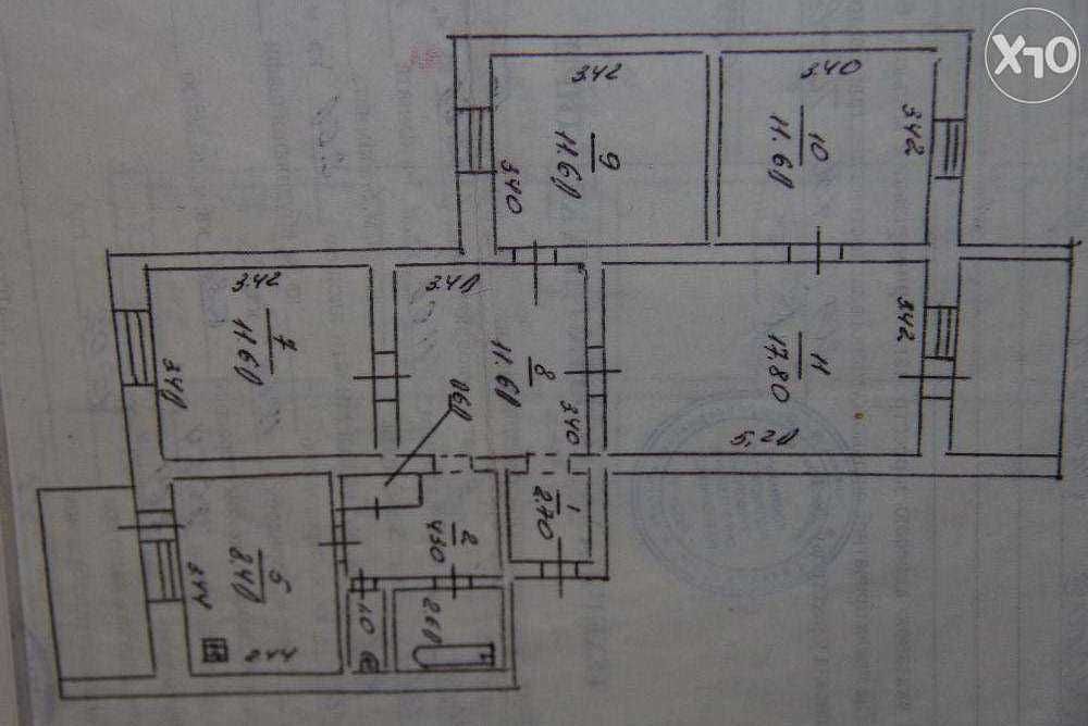 Продаж  4-х кімнатної квартири на Дзержинці
