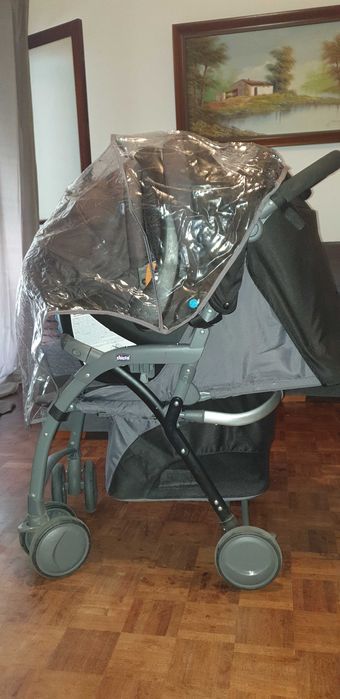 Carrinho de criança Chicco Trio