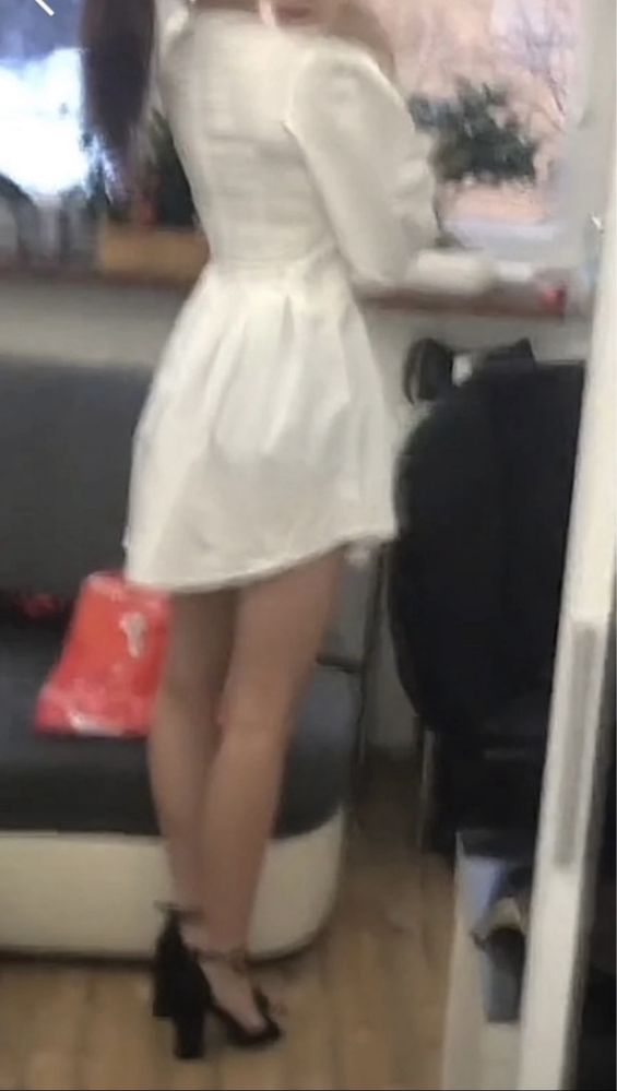 elegancka sukienka na studniówkę