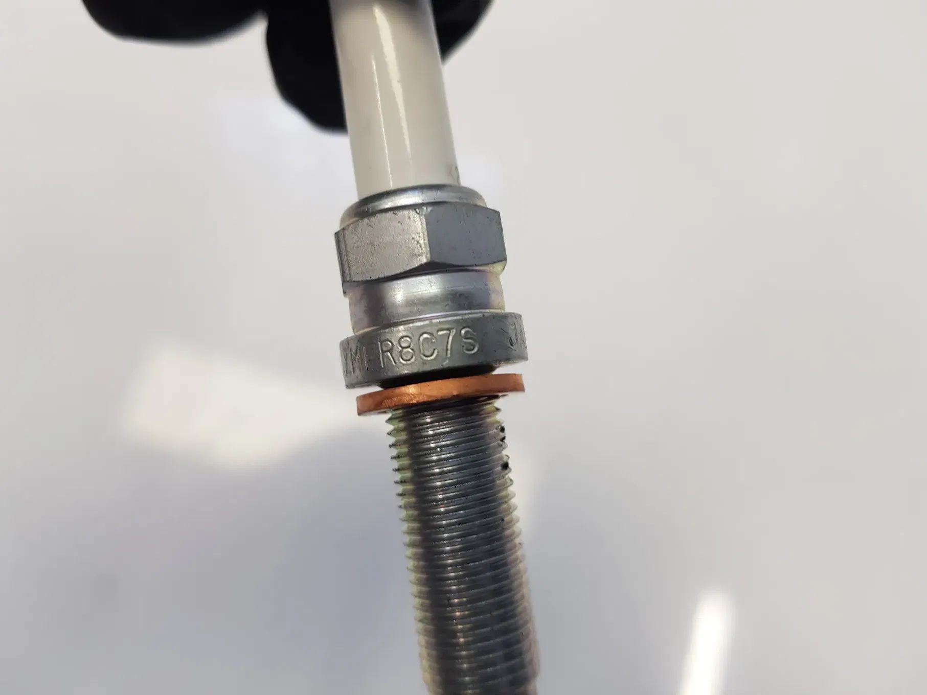 Świeca zapłonowa iskrowa laser NGK MERCEDES W206 W222 W213 W223 M254 M256 C238 A238 V223 V222