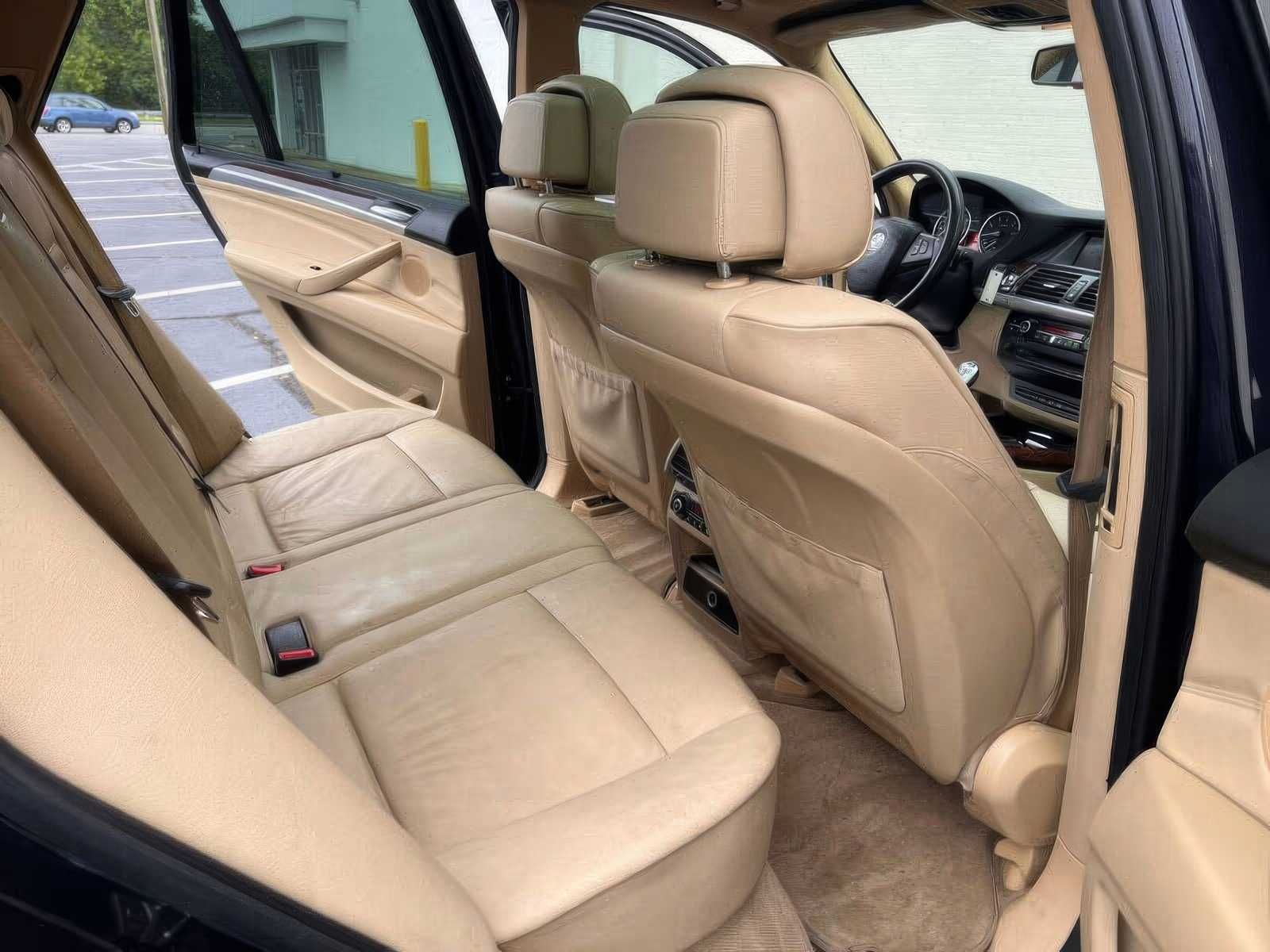 2010 BMW X5 xDrive30i