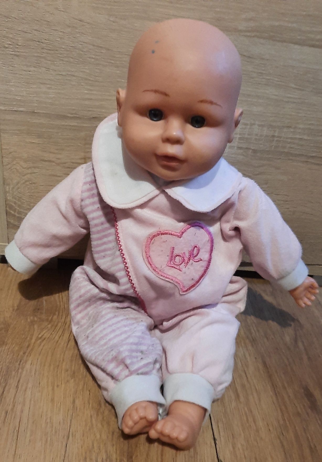 Śpiewająca i mówiąca lalka - bobas 44 cm
