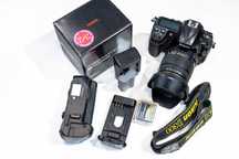 Nikon D300 - Aparat Body z Akcesoriami