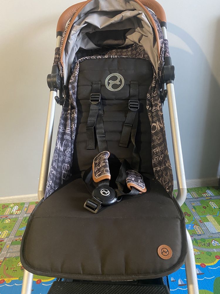 Коляска Cybex Eezy S