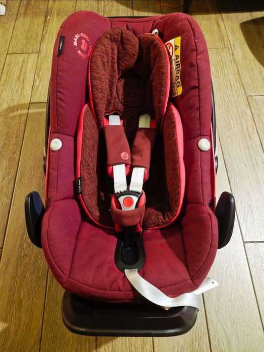 Fotelik dla noworodka maxi cosi + baza iso fix