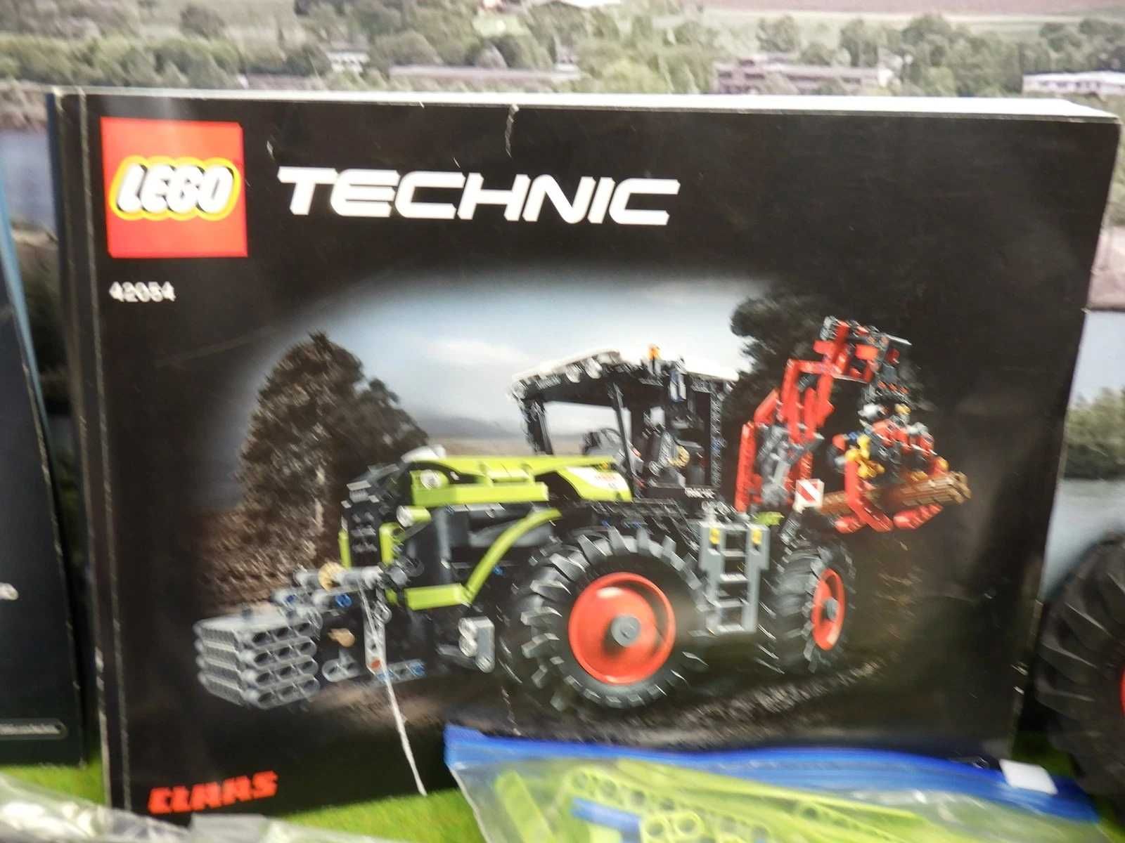LEGO Technic 42054 Ciągnik CLAAS XERION 5000