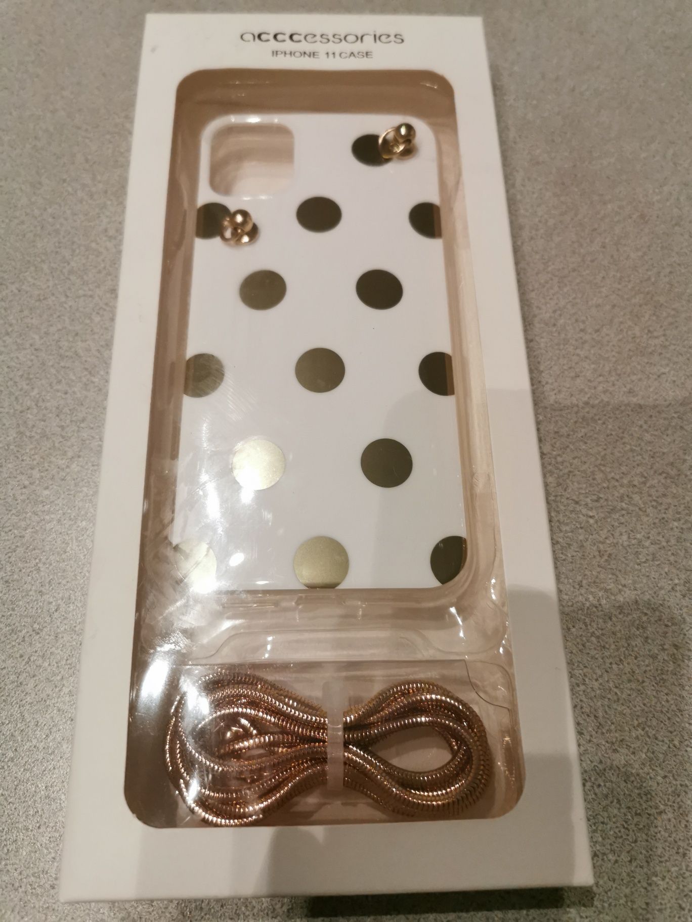 Etui case IPhone 11 nowy biały w złote grochy z łańcuszkiem