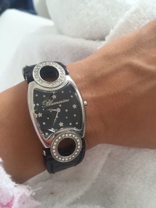 Оригінальний ручний годинник blumarine