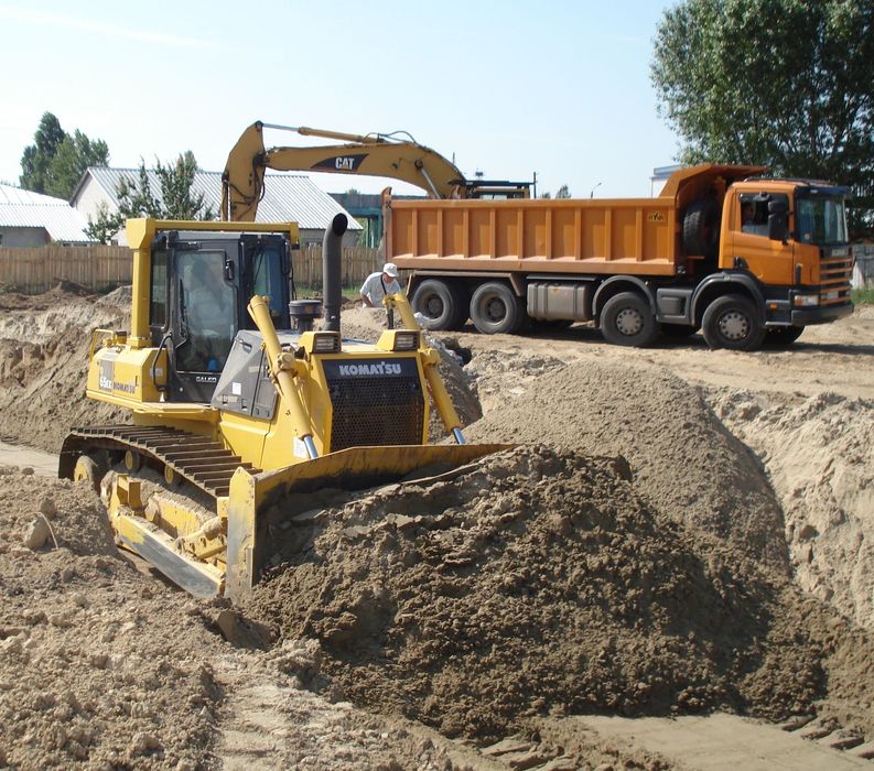 Оренда бульдозера Komatsu D61/D65