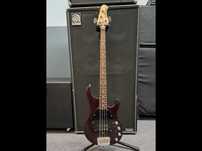 Music Man Sterling USA gitara basowa