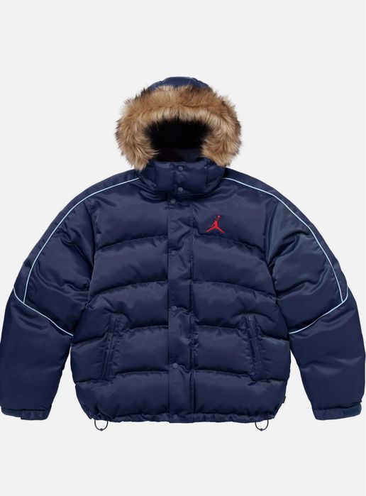 пуховик Jordan x Supreme