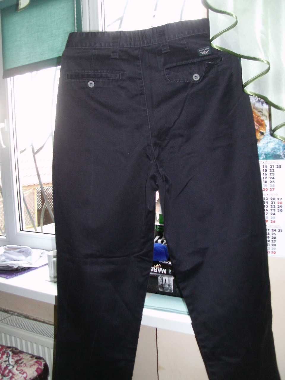 Штани чиноси на хлопчика Levis Dockers Khaki Cult р.31W 32L ориг